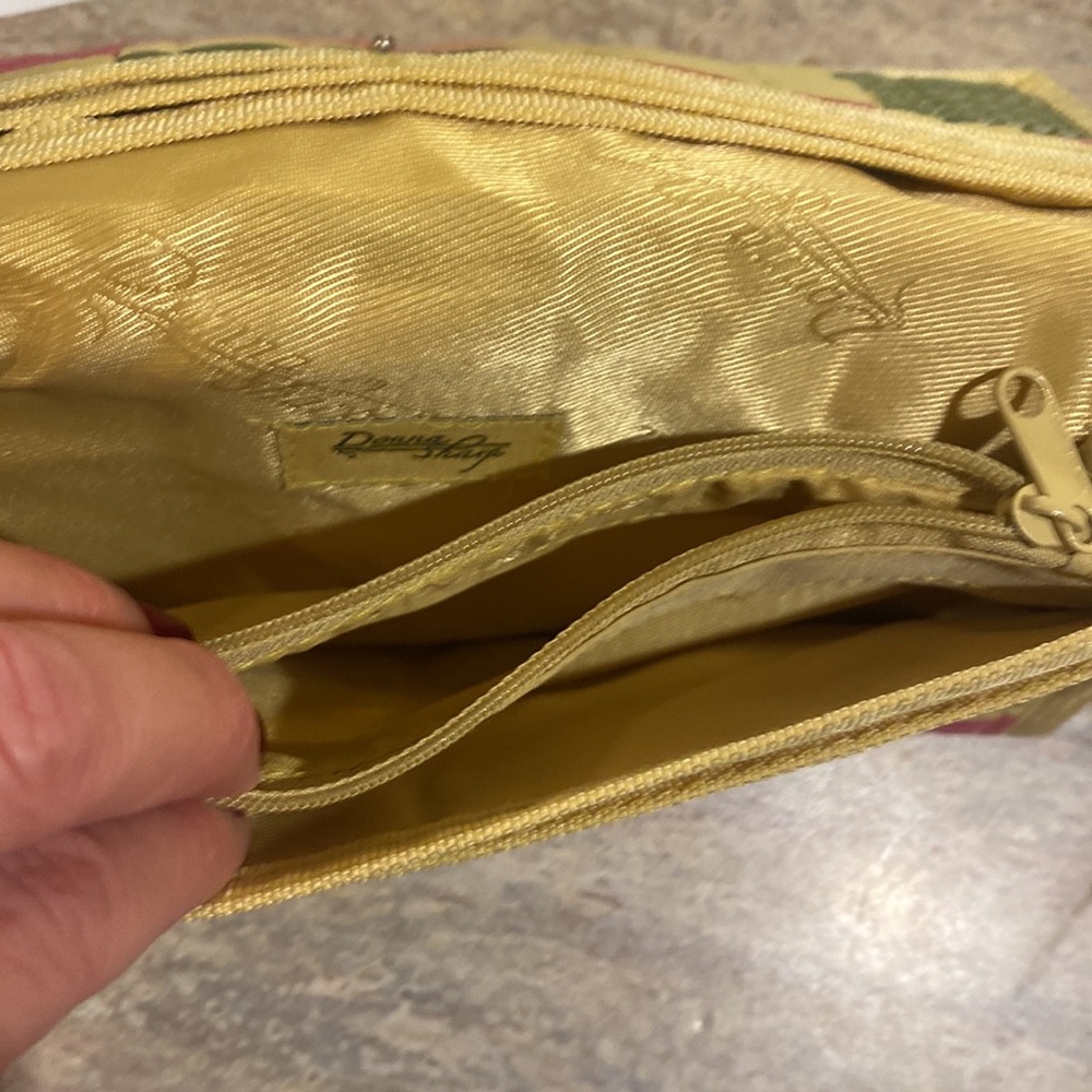 Quilted Wallet - Picture 6 of 6